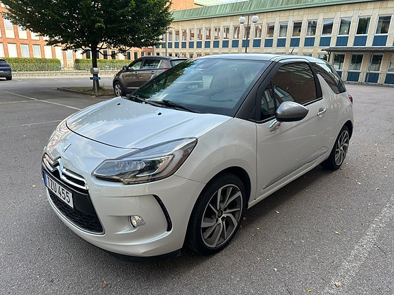 Citroen DS3 4 of 10
