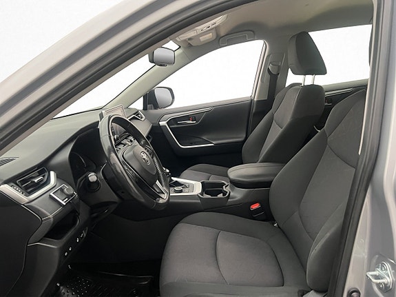 Toyota RAV4 10 of 30