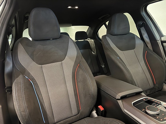BMW 330e 17 of 18