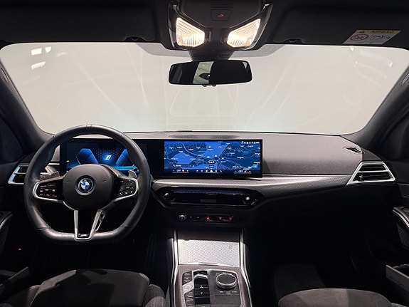 BMW 330e 12 of 18