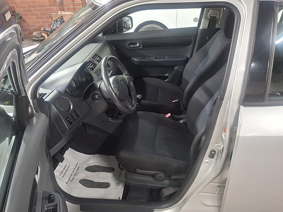 Suzuki Swift 10 of 16