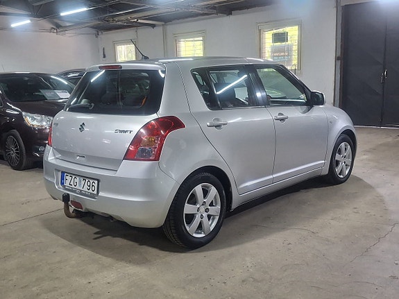 Suzuki Swift 5 of 16
