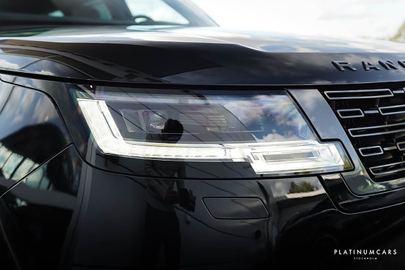 Land Rover Range Rover 24 of 26