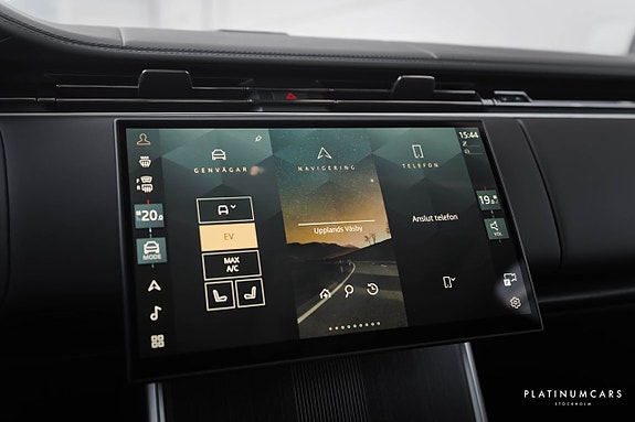 Land Rover Range Rover 18 of 26