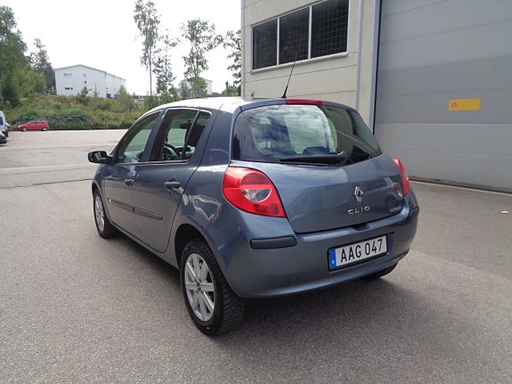 Renault Clio 5 of 8