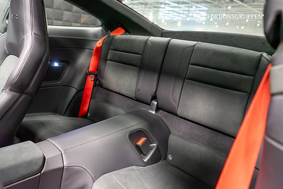 Porsche 911 Carrera 4 GTS 27 of 27