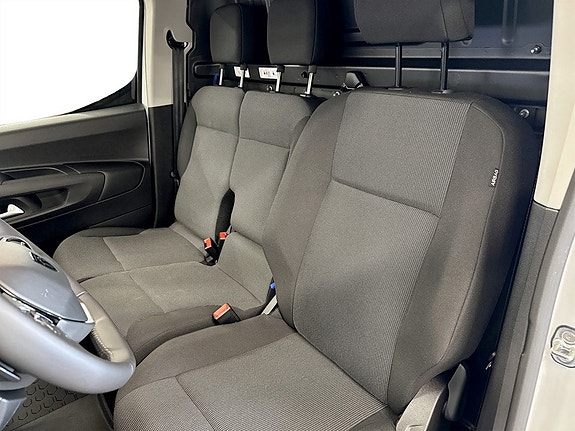 Peugeot Partner 8 of 14