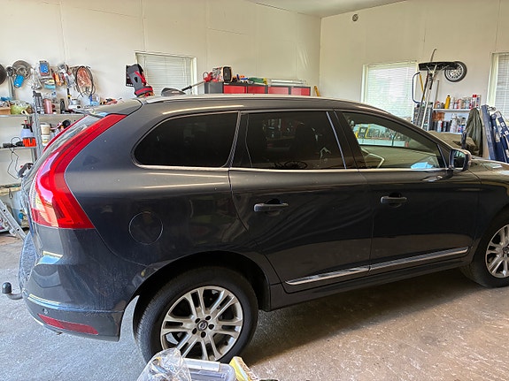 Volvo XC60 4 of 9