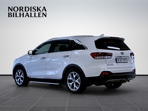 Kia Sorento 5 of 22