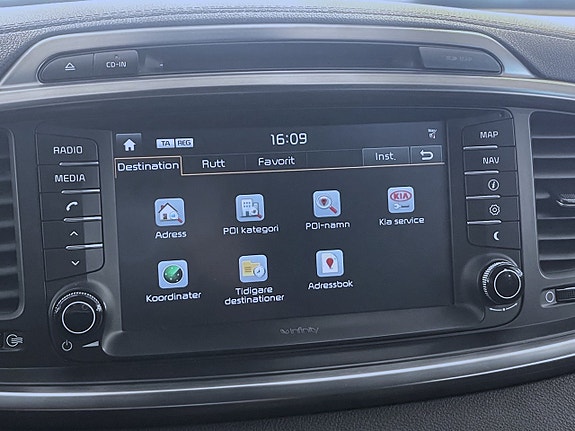 Kia Sorento 14 of 22