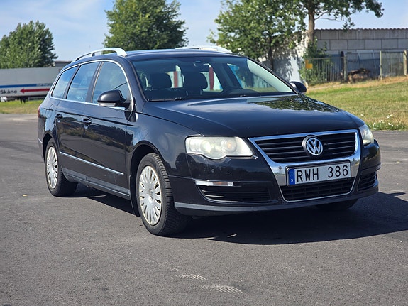 Volkswagen Passat 30 of 30