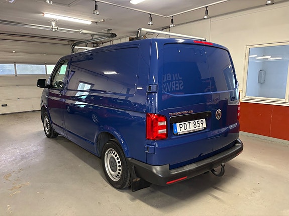 Volkswagen Transporter 4 of 6