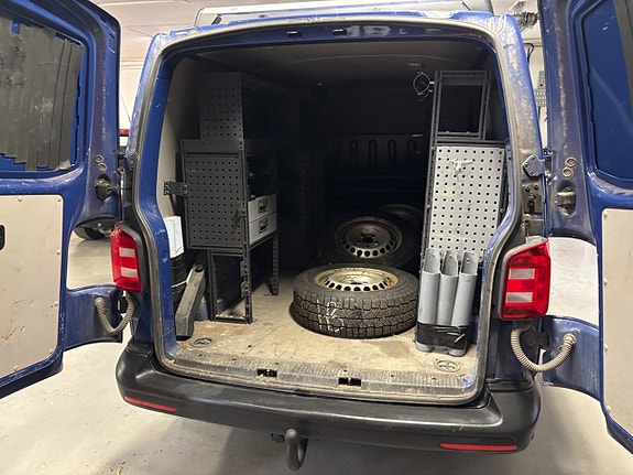 Volkswagen Transporter 6 of 6