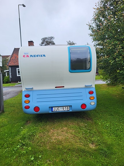 Adria Action 361 lh 5 of 11