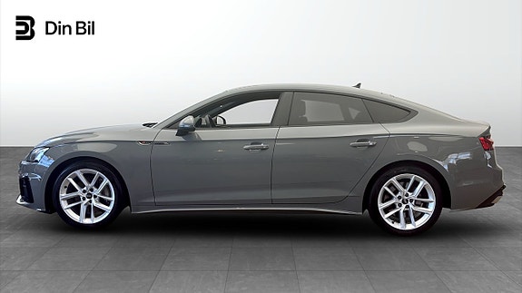 Audi A5 2 of 12