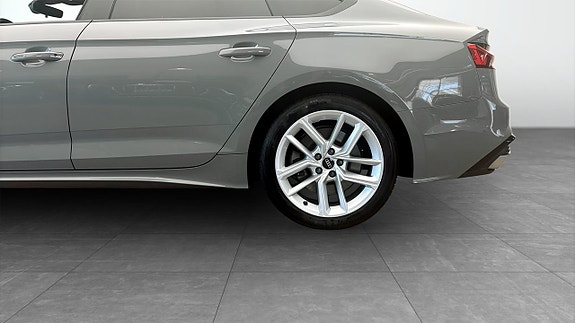 Audi A5 6 of 12