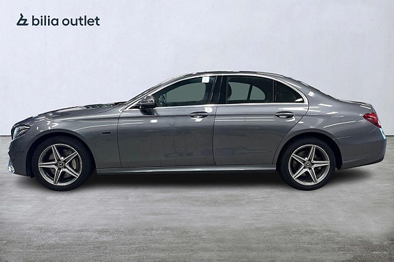 Mercedes-Benz E300 de 3 of 27