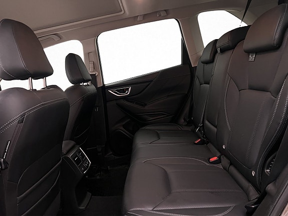 Subaru Forester 13 of 30