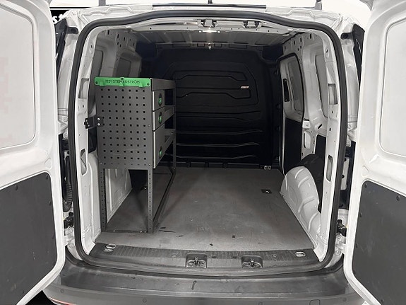 Volkswagen Caddy 10 of 18