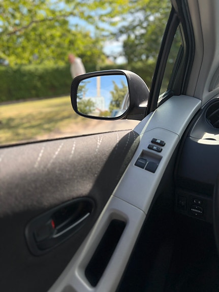 Toyota Yaris 4 of 11