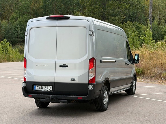 Ford Transit 9 of 21