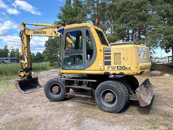 Hjulgrävare  Komatsu PW 130 ES 3 of 6