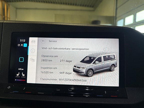 Volkswagen Caddy Maxi 17 of 17