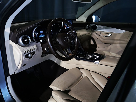 Mercedes-Benz GLC220 d 7 of 23