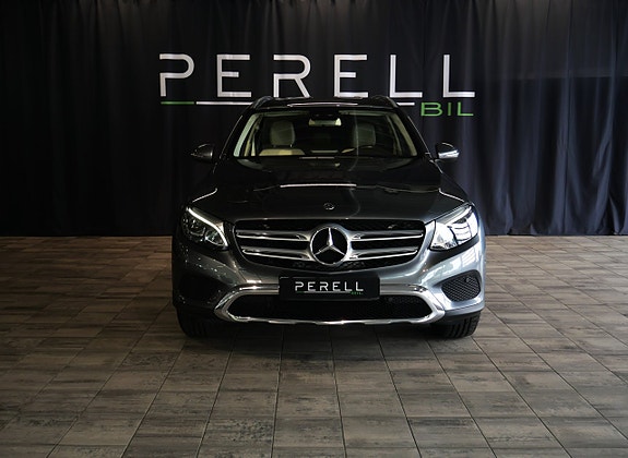 Mercedes-Benz GLC220 d 5 of 23