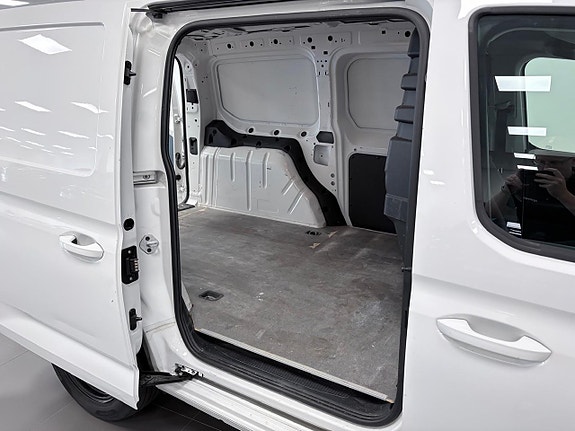 Volkswagen Caddy Maxi 9 of 12