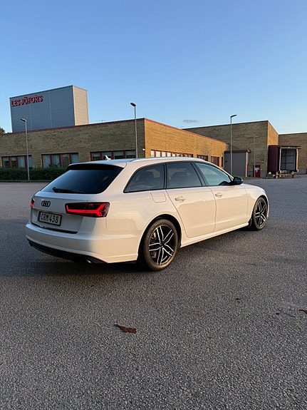 Audi A6 2 of 5