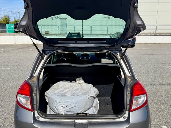 Renault Clio 8 of 8