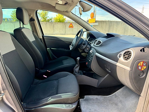 Renault Clio 5 of 8