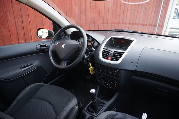 Peugeot 206+ 5 of 6
