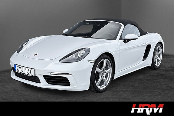 Porsche 718 Boxster 2 of 22