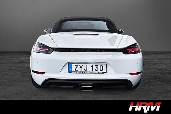 Porsche 718 Boxster 8 of 22