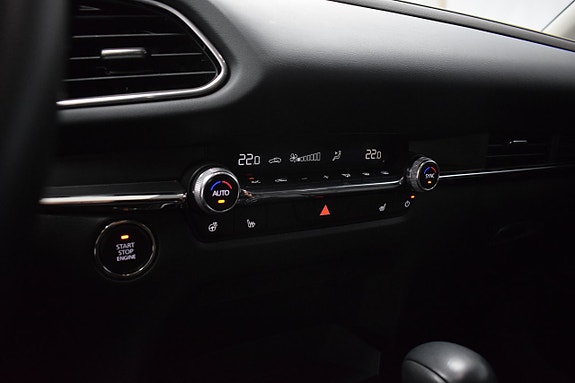 Mazda CX-30 17 of 24