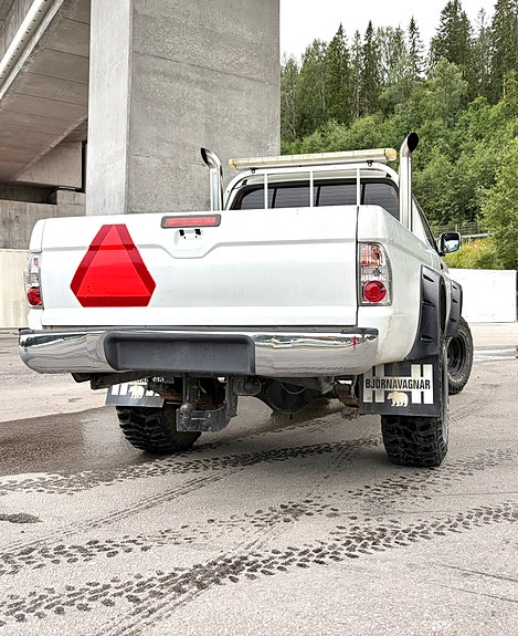 Mitsubishi L200 Club Cab 7 of 23