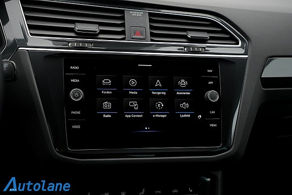 Volkswagen Tiguan 30 of 30