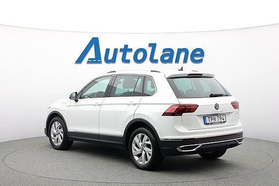 Volkswagen Tiguan 6 of 30