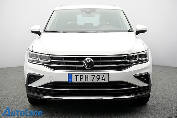 Volkswagen Tiguan 14 of 30