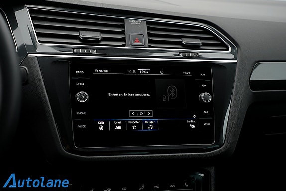 Volkswagen Tiguan 27 of 30