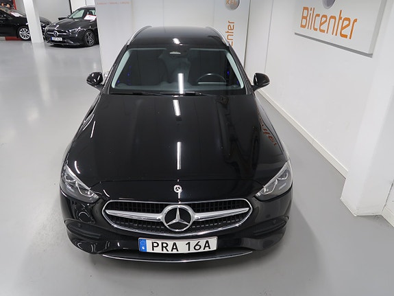 Mercedes-Benz C300 11 of 30