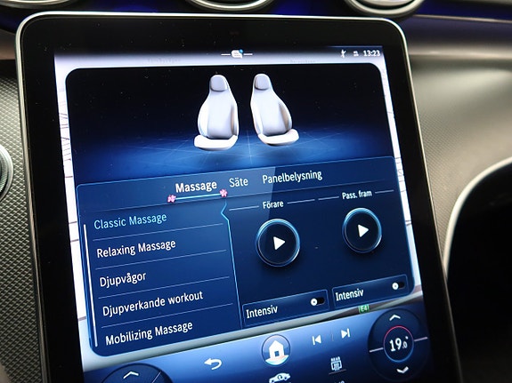 Mercedes-Benz C300 24 of 30