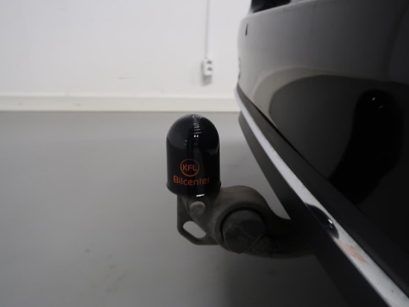 Mercedes-Benz C300 14 of 30