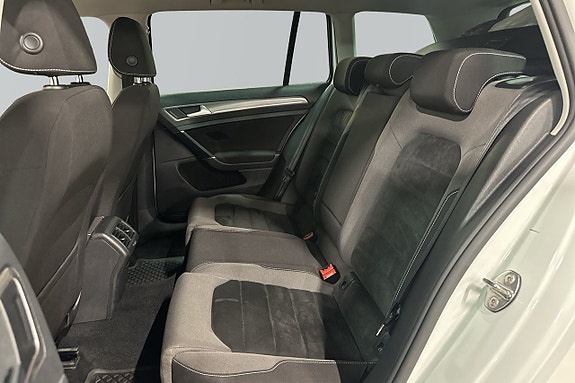 Volkswagen Golf Alltrack 6 of 6