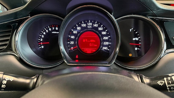 Kia Ceed 12 of 17