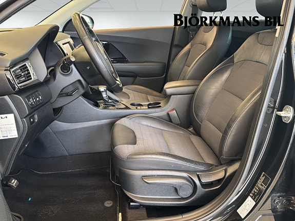 Kia Niro 8 of 14