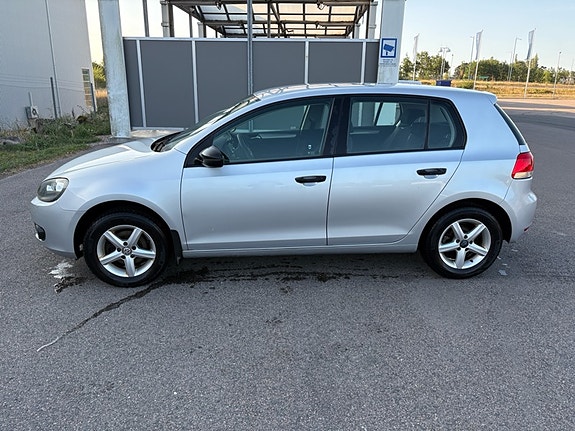 Volkswagen Golf VI 3 of 3