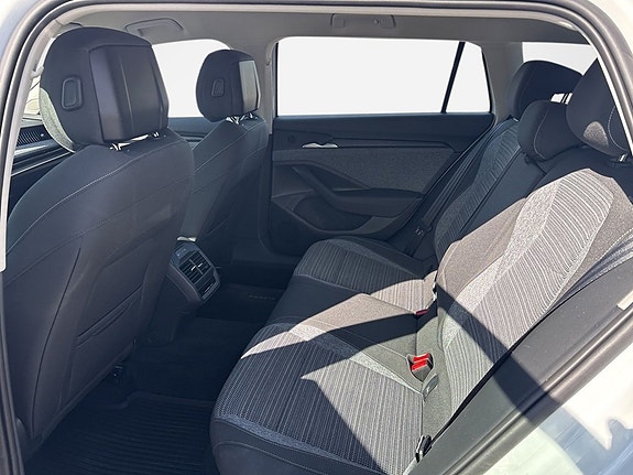 Skoda Superb 11 of 14